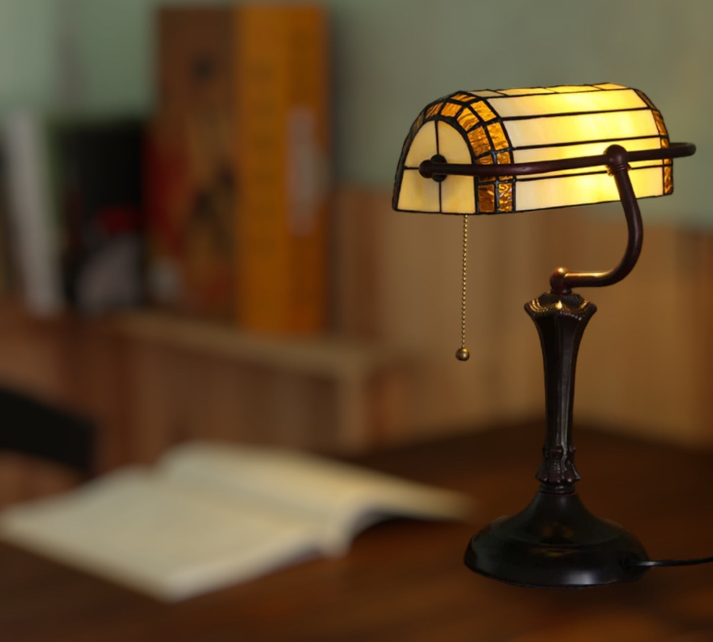 Tiffany Table Lamp (12037)