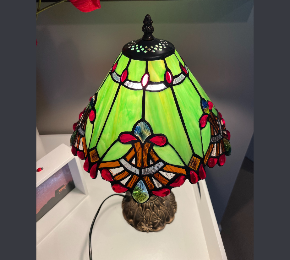 Tiffany Table Lamp (12001G)