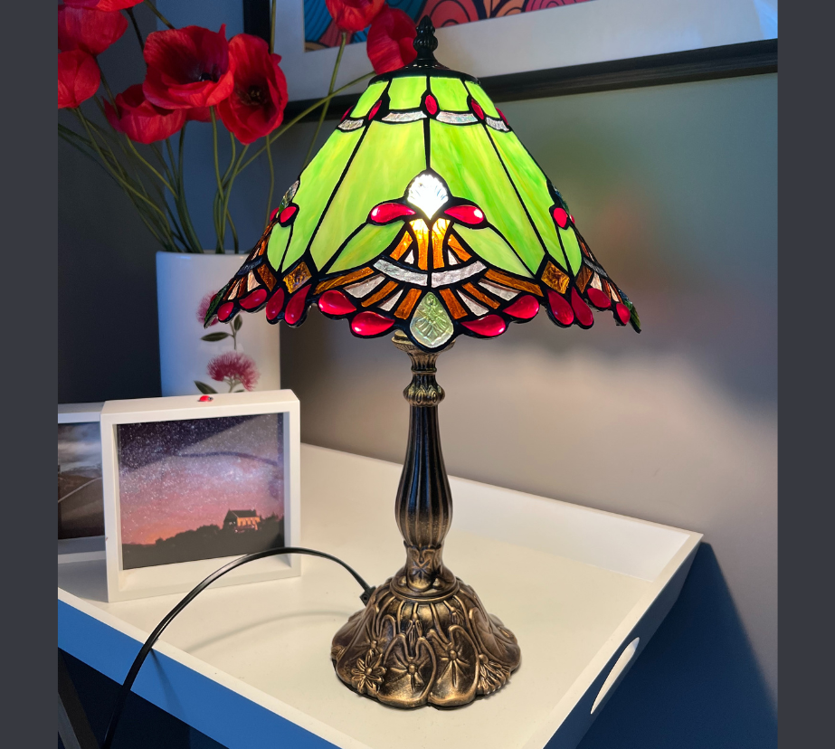 Tiffany Table Lamp (12001G)